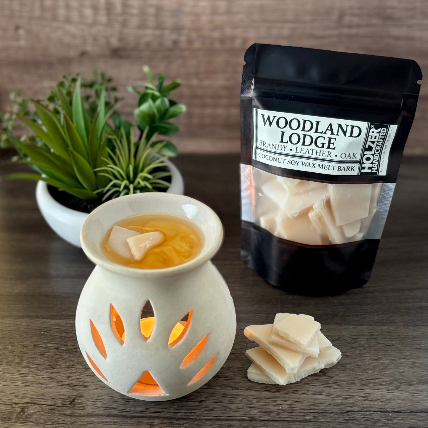 Woodland Lodge - Brandy + Leather + Oak Scented Wax Melt Bark in Resealable Pouch