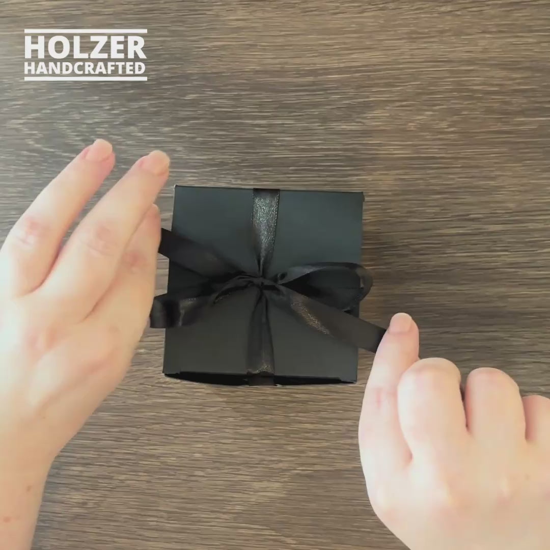 Load video: personalize your candle
